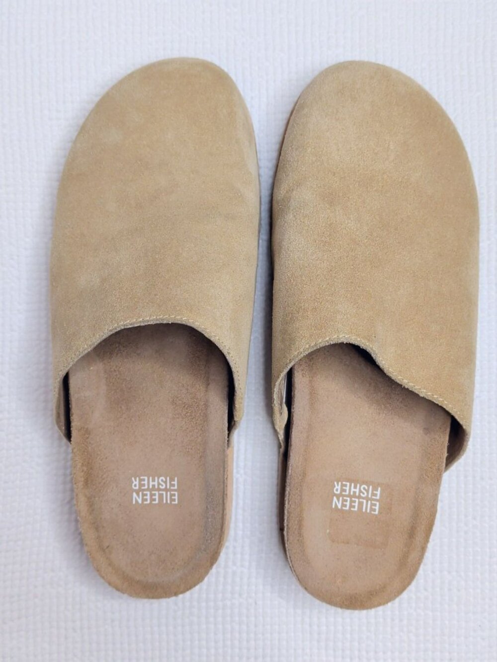 EILEEN FISHER Ecru Bios Suede Mule Clogs Size 7.5 Cork Wedge Heel Neutral Beachy